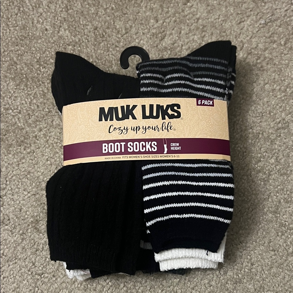 MUK LUKS Women's Black, White, Grey Solid and Striped Boot Socks - 6 Pack
